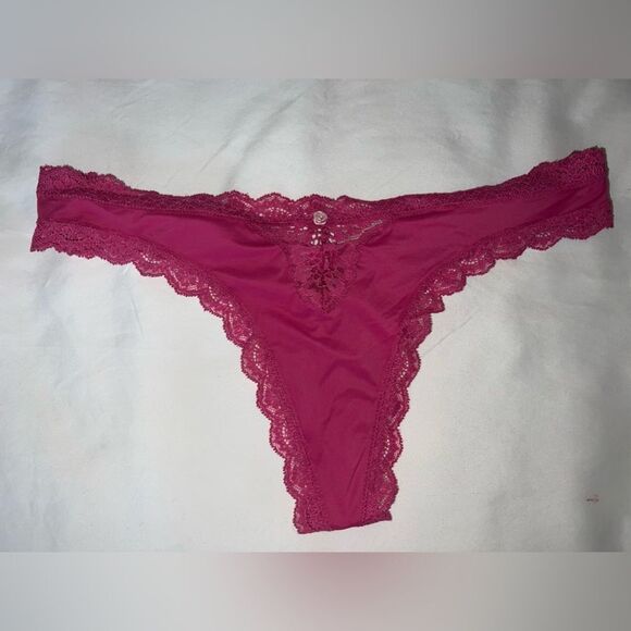 NWT- DREAM ANGELS
Lace-Trim Thong Panties in color “ROSE” - size LARGE - Picture 5 of 7